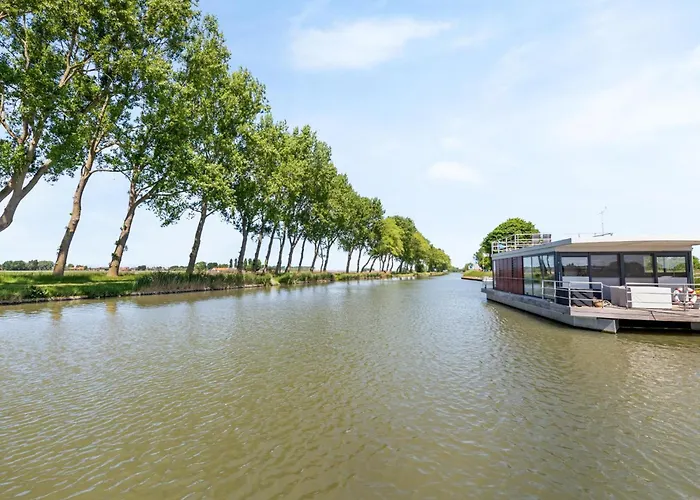 Nyaraló Aldebaran *