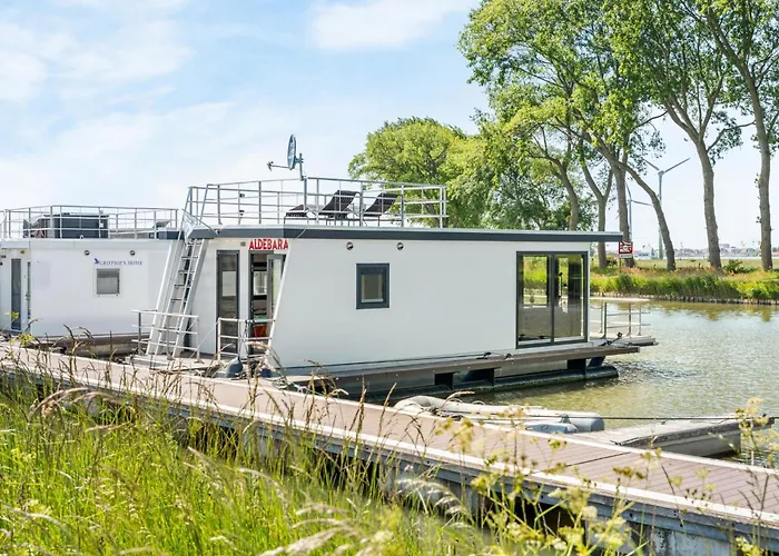 Nyaraló Aldebaran *